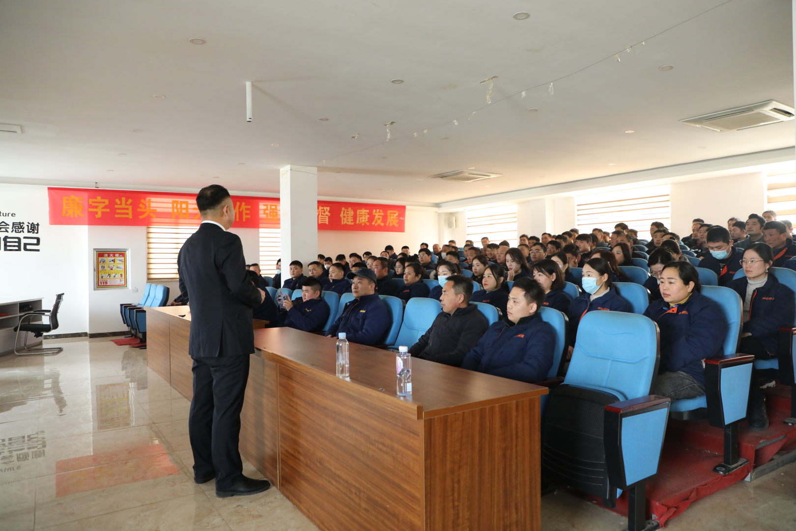 1737601298203443.png 企业微信截图_173759193688.png